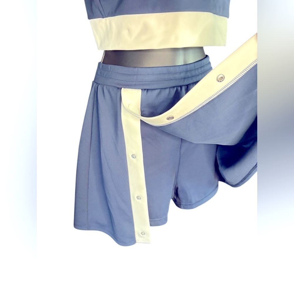 Sincerely Jules Active navy blue white Trim Tennis Golf top & Skort set Large - Picture 5 of 9